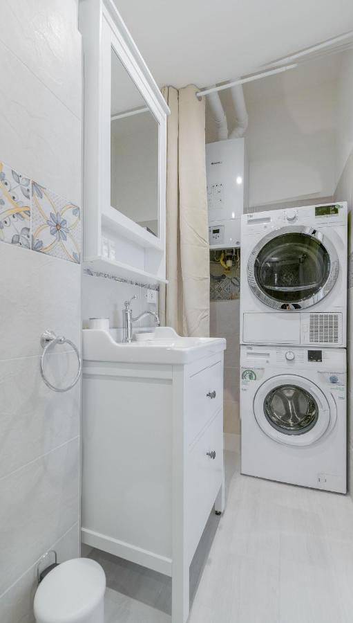 Realkasa City Center Flat Болоня Екстериор снимка